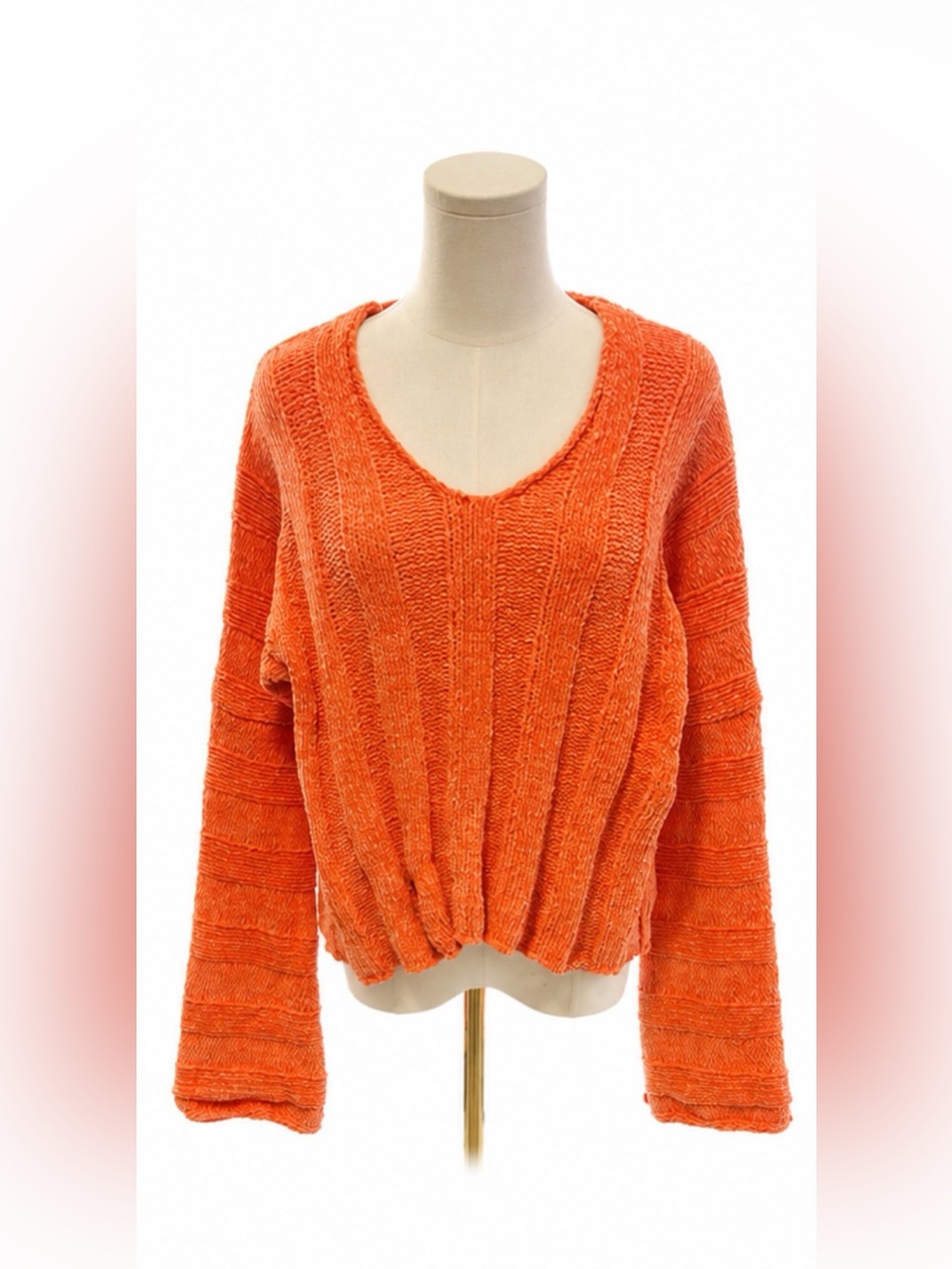 Z Supply Chenille V-Neck Sweater Size Medium NWT Coral Orange